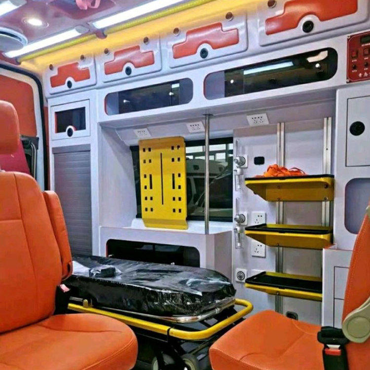 育才镇长途救护车护送病人租赁价格